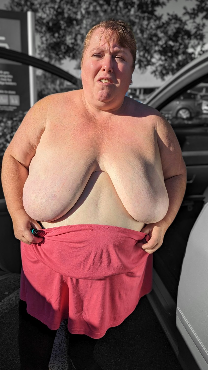 Beth Smith 42 46 FF TITS FROM UK #0lC1a4eS