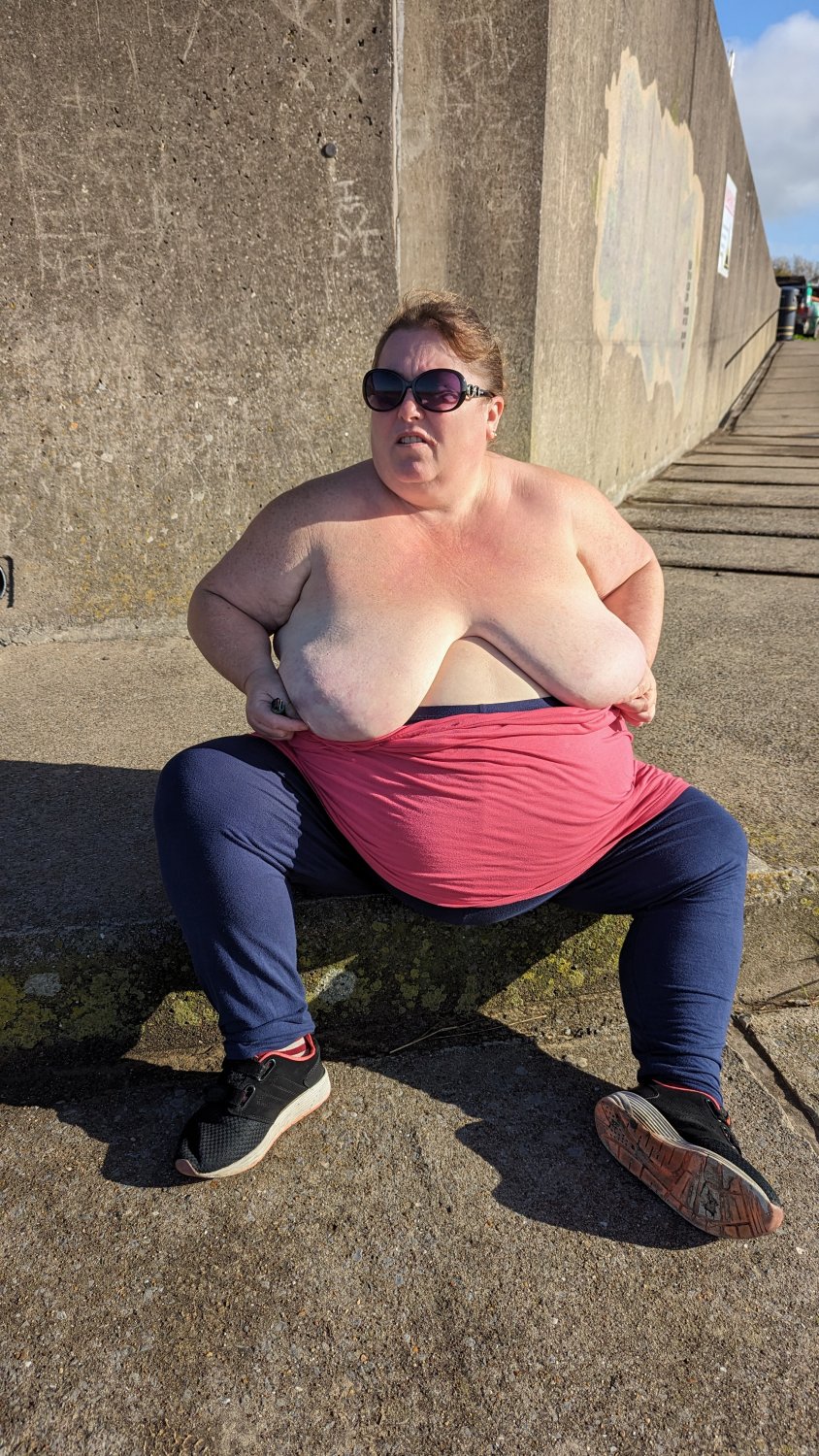 Beth Smith 42 46 FF TITS FROM UK #uYBbHX7g