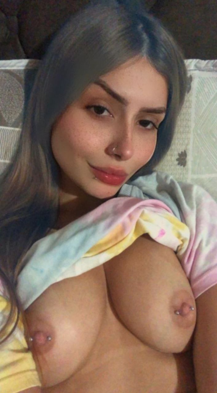 Emilia Silva #15yBt1ox